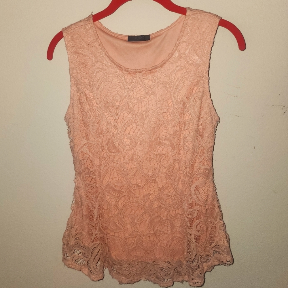 Light pink lace tank top longer in back size Medium